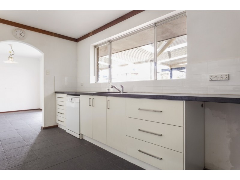 2 Aries Court, Shelley WA 6148