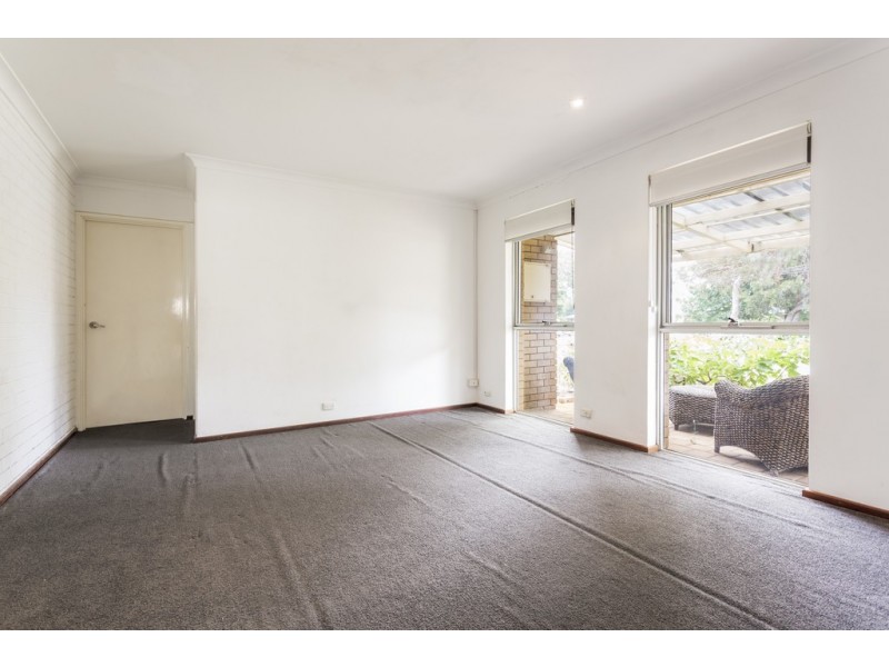 2 Aries Court, Shelley WA 6148