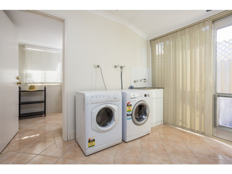 10B Selway Rd, Brentwood WA 6153