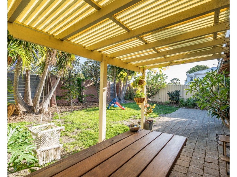 U3/832 Canning Hwy, Applecross WA 6153