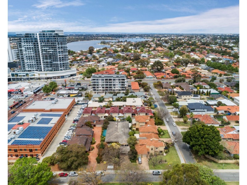 5 Macrae Road, Applecross WA 6153