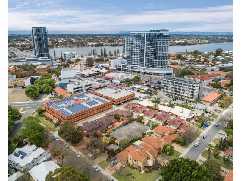 5 Macrae Road, Applecross WA 6153