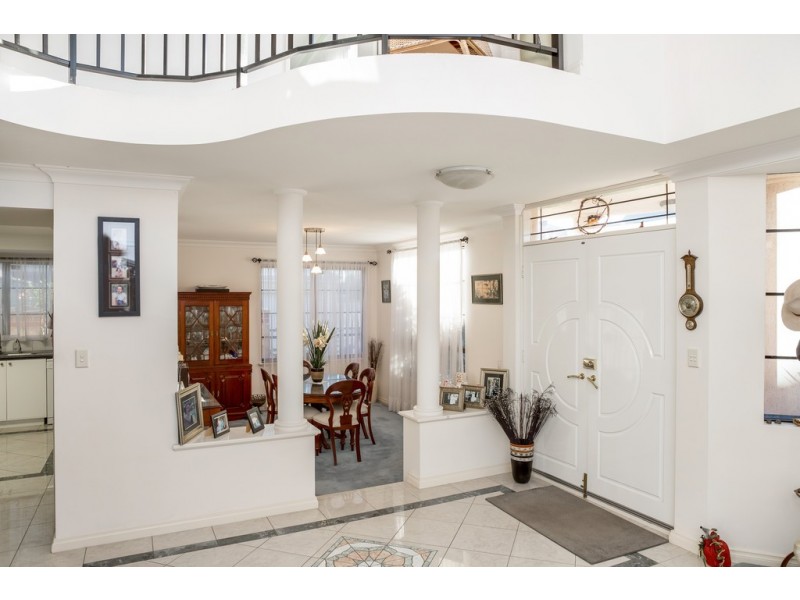 15 Clearwater Way, Ascot WA 6104