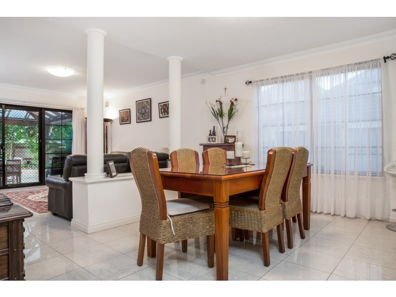 15 Clearwater Way, Ascot WA 6104
