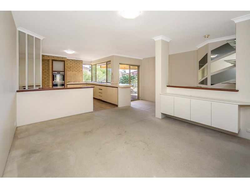 16 Abraham Place, Murdoch WA 6150