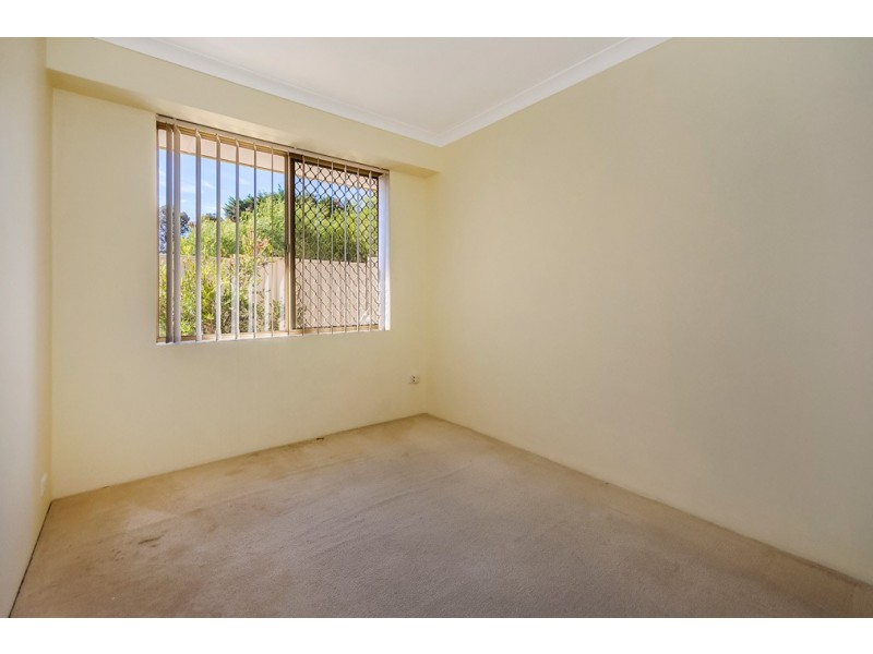 16 Abraham Place, Murdoch WA 6150