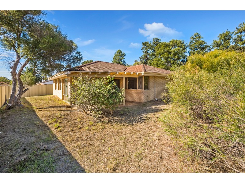 16 Abraham Place, Murdoch WA 6150