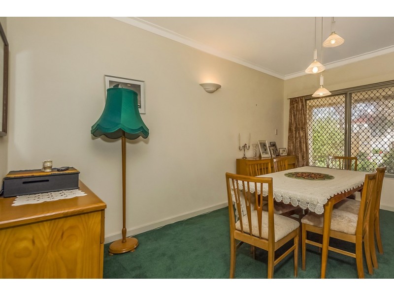 13 Dunvegan Road, Applecross WA 6153