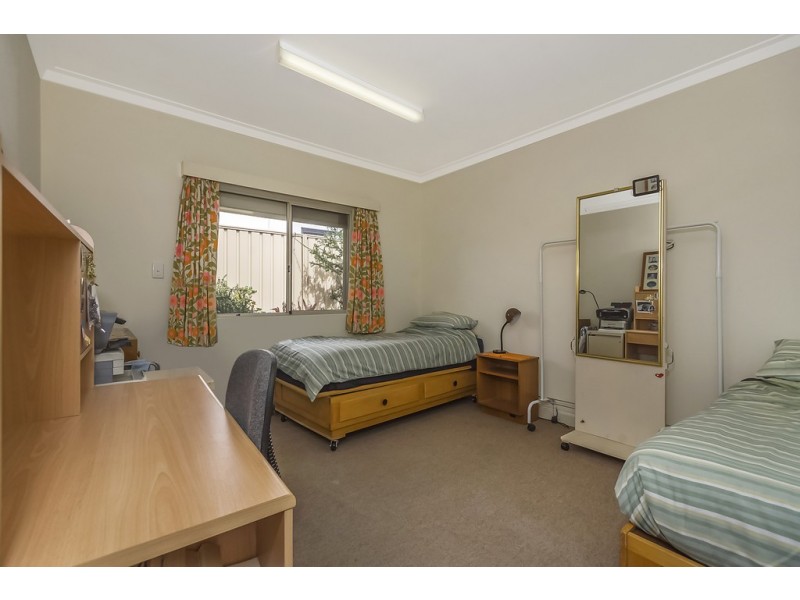 13 Dunvegan Road, Applecross WA 6153