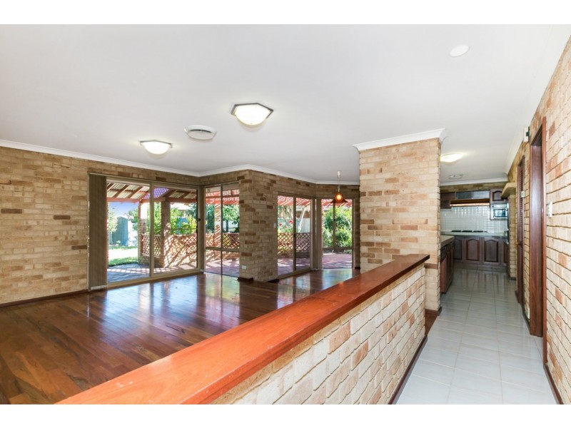88 Anglesey Drive, Kardinya WA 6163
