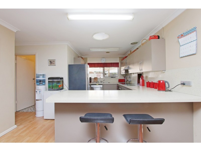 6 Renville Way, Lynwood WA 6147