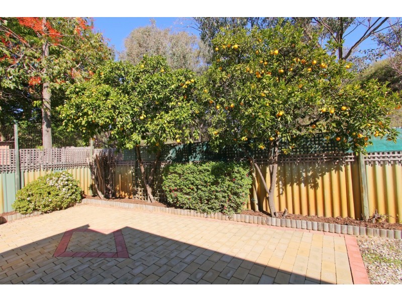 6 Renville Way, Lynwood WA 6147