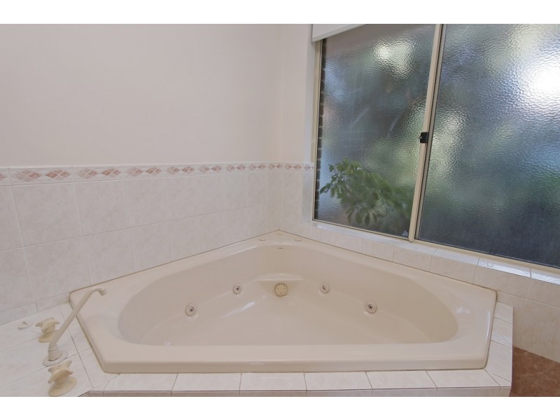 41 Hibbertia Crescent, Riverton WA 6148