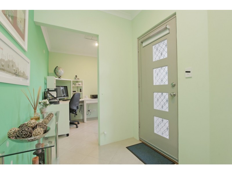 46 Ralphs Street, Seville Grove WA 6112