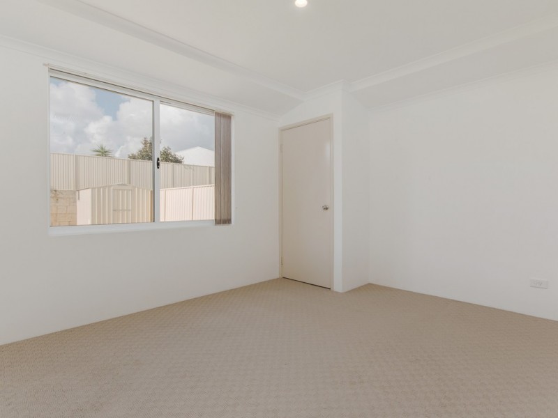 28 Lismore Ridge, Lakelands WA 6180