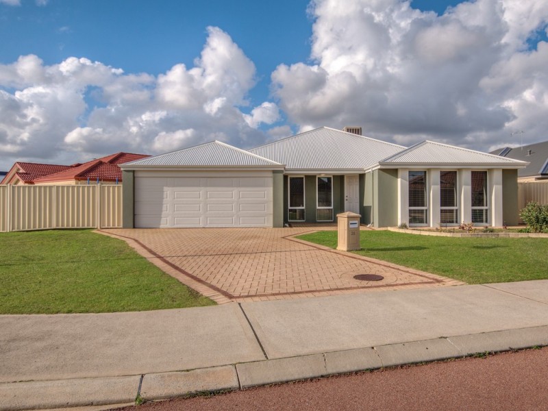 28 Lismore Ridge, Lakelands WA 6180