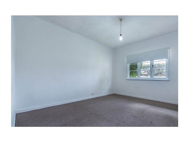 35A Adamson Rd, Brentwood WA 6153