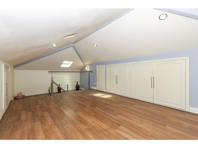 1 Nyjong Street, Kenwick WA 6107