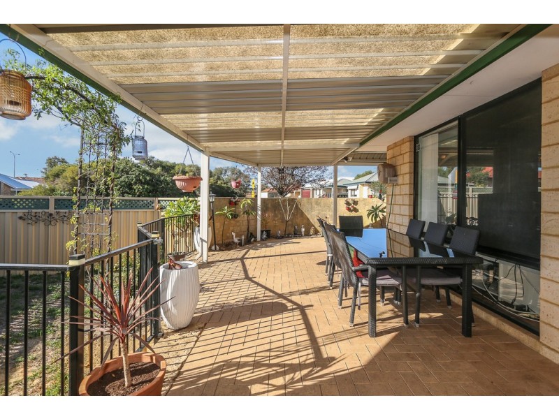 1 Nyjong Street, Kenwick WA 6107