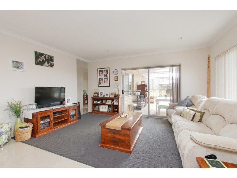 12 Bellingham Parade, Wellard WA 6170