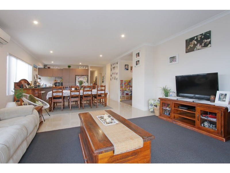 12 Bellingham Parade, Wellard WA 6170