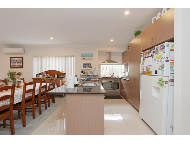 12 Bellingham Parade, Wellard WA 6170