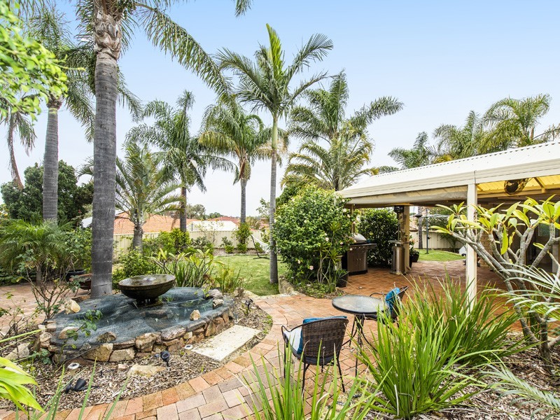 10 Levey Rise, Winthrop WA 6150