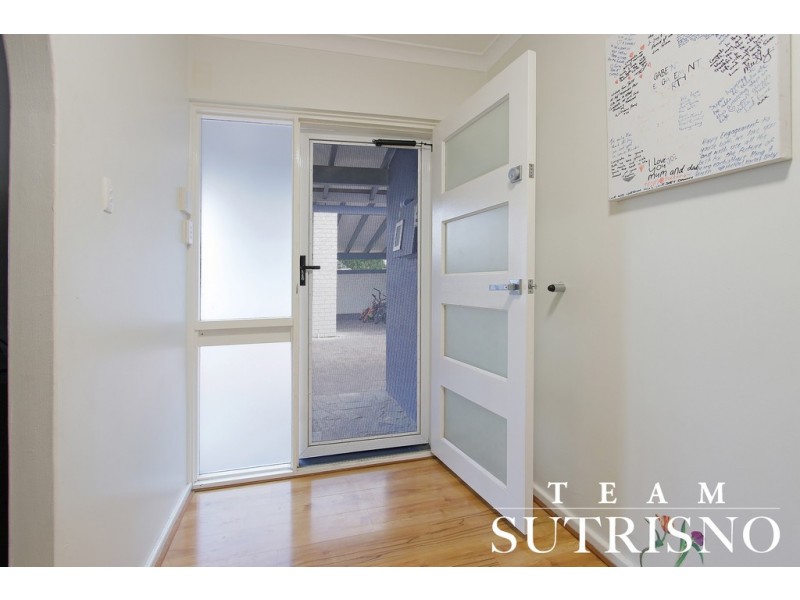 40 Romney Way, Parkwood WA 6147