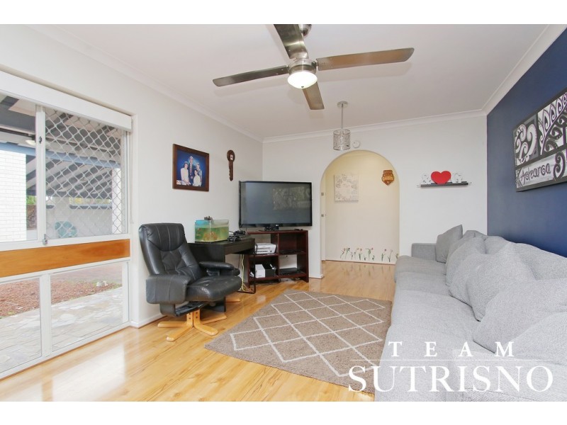 40 Romney Way, Parkwood WA 6147