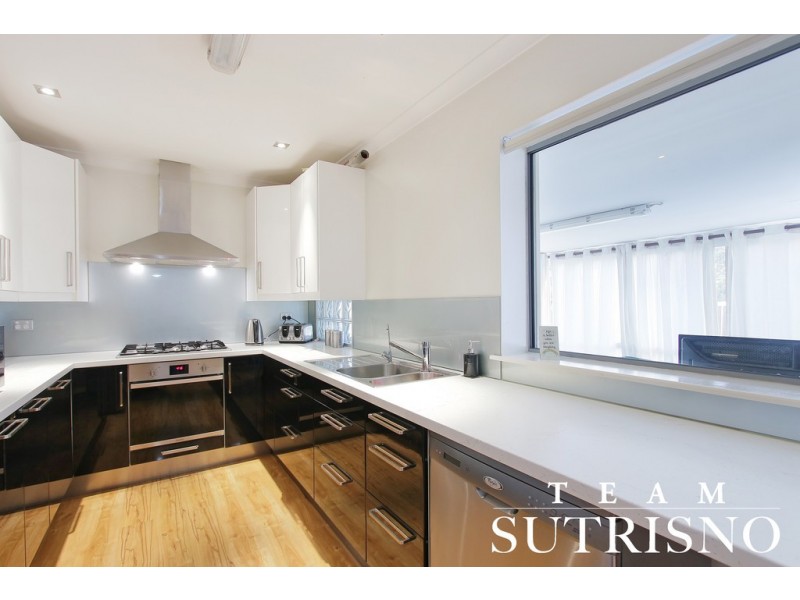 40 Romney Way, Parkwood WA 6147