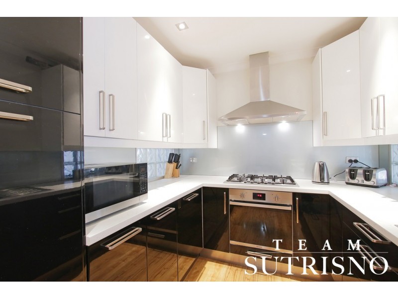 40 Romney Way, Parkwood WA 6147