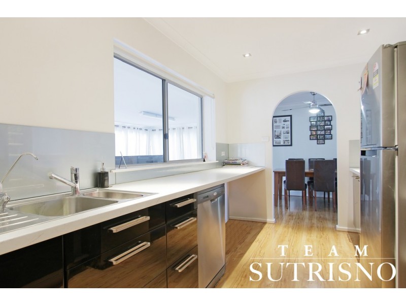 40 Romney Way, Parkwood WA 6147