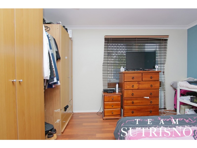 40 Romney Way, Parkwood WA 6147