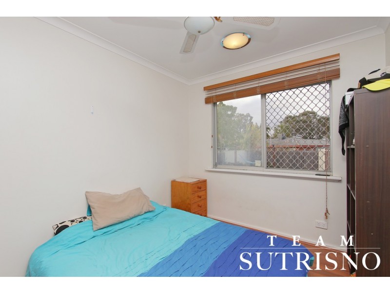 40 Romney Way, Parkwood WA 6147