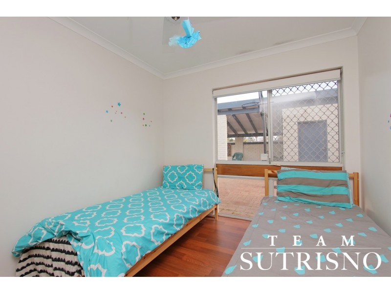 40 Romney Way, Parkwood WA 6147