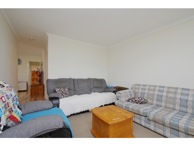 32 Rushbrook Way, Thornlie WA 6108