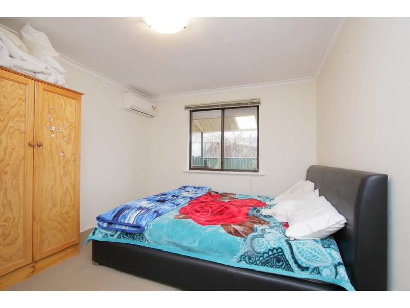 32 Rushbrook Way, Thornlie WA 6108