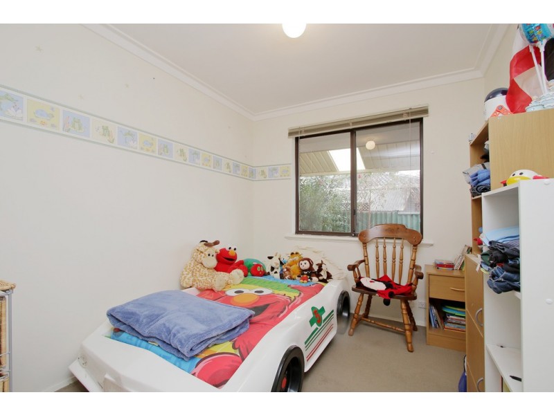 32 Rushbrook Way, Thornlie WA 6108