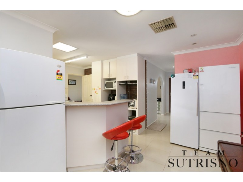 27 Elderberry Drive, Parkwood WA 6147