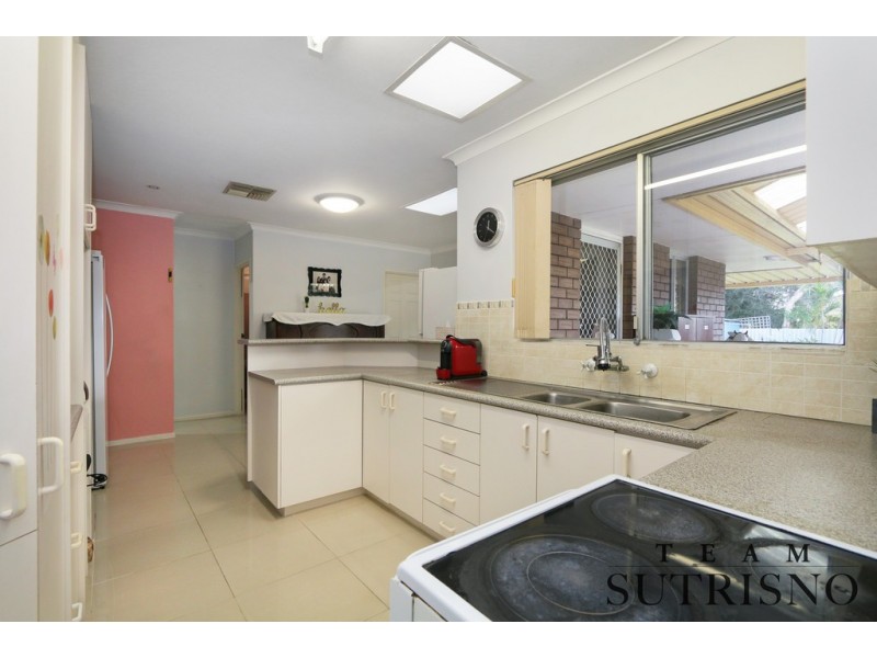 27 Elderberry Drive, Parkwood WA 6147