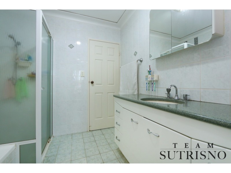 27 Elderberry Drive, Parkwood WA 6147