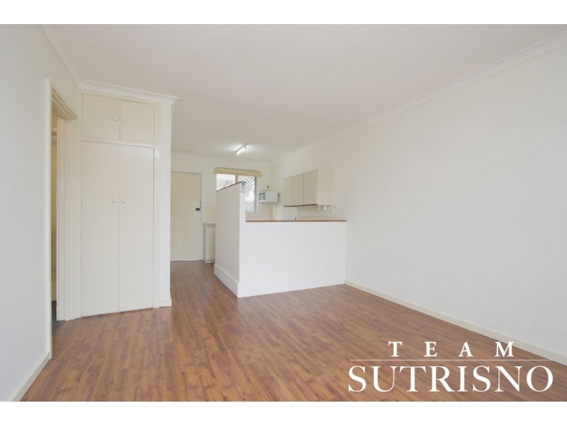 9/252 Spencer Road, Thornlie WA 6108