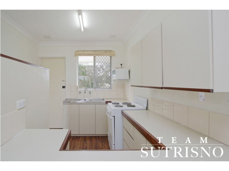 9/252 Spencer Road, Thornlie WA 6108