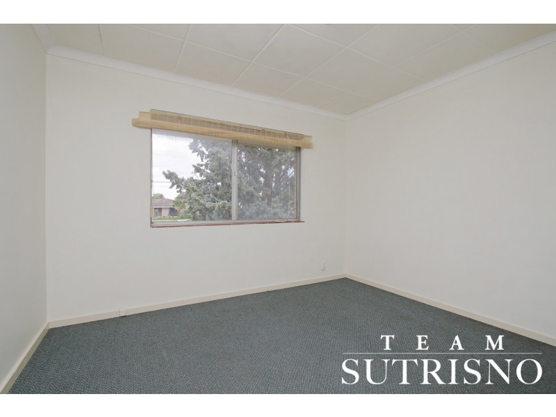 9/252 Spencer Road, Thornlie WA 6108
