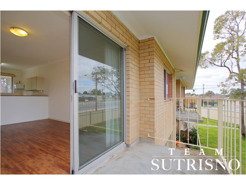 9/252 Spencer Road, Thornlie WA 6108