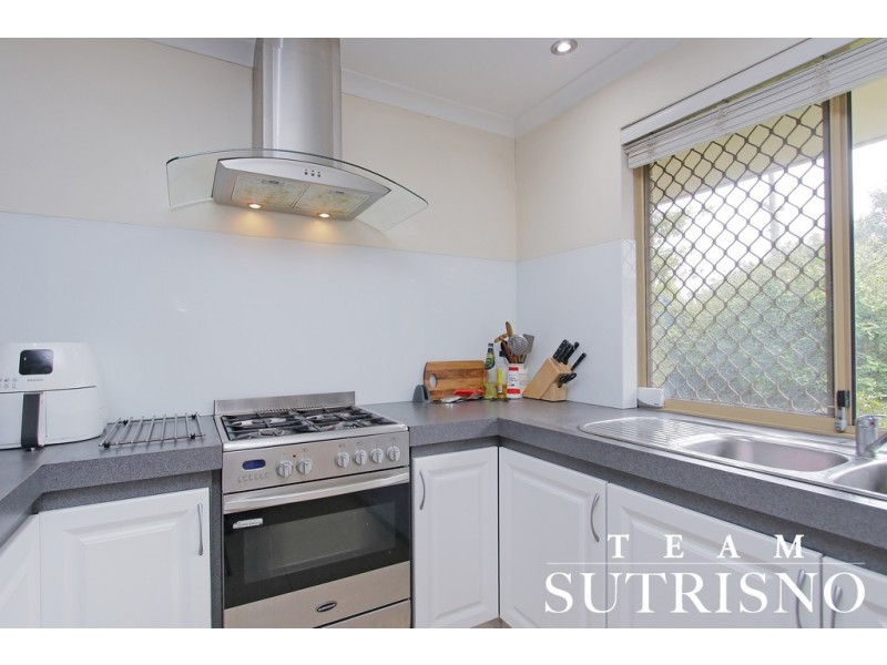 13 Glenarber Way, Willetton WA 6155