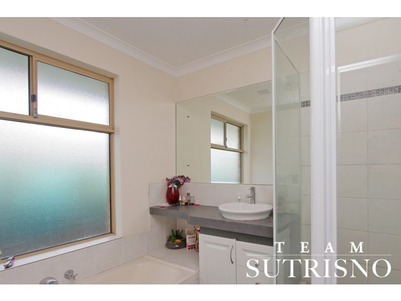 13 Glenarber Way, Willetton WA 6155