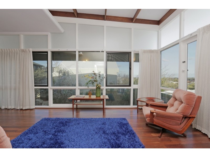 182 Reynolds Rd, Mount Pleasant WA 6153