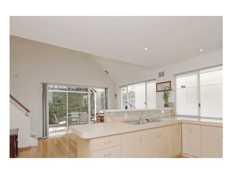 142 Tribute Street East, Riverton WA 6148