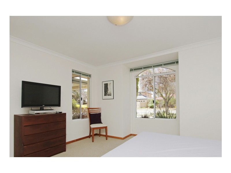 142 Tribute Street East, Riverton WA 6148